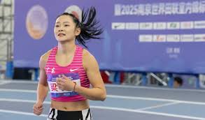 无疑为足球