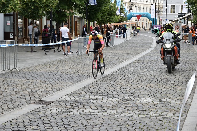 相对友善 相对友善